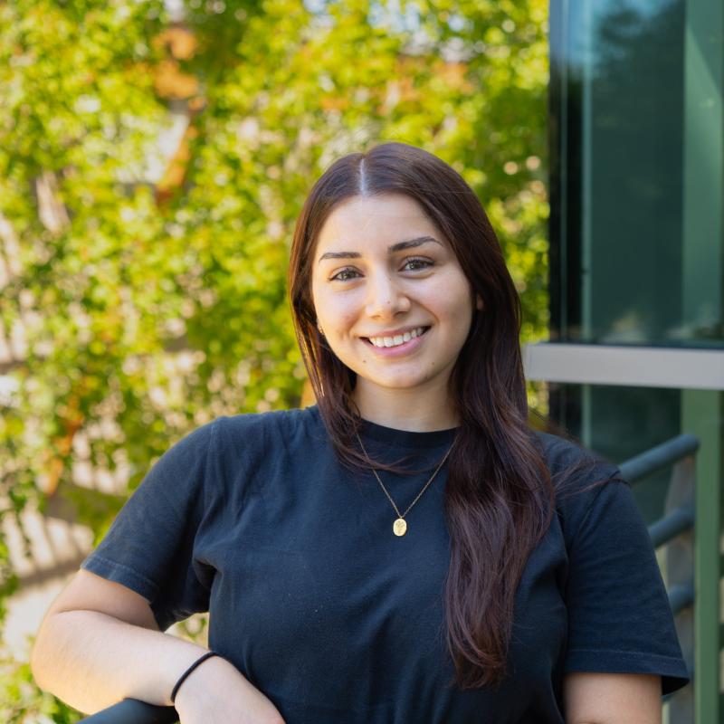 Mari Guerrero Headshot