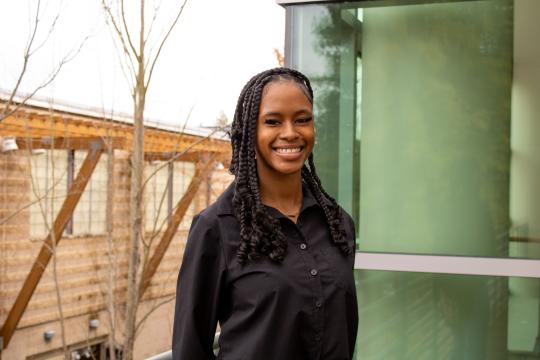 Kyra Overstreet Campaign Headshot